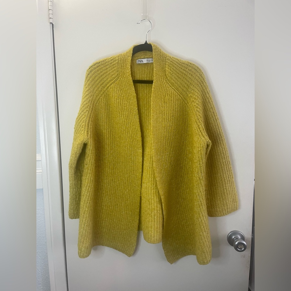 Zara Oversized Yellow Cardigan - Size Small - Picture 8 of 9